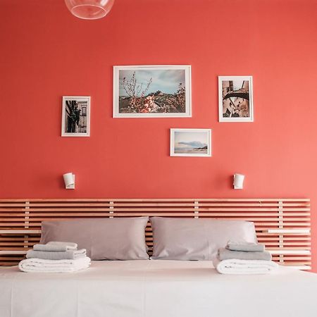 Magna Grecia B&B E Appartamenti 卡鲁尼亚玛丽娜 外观 照片