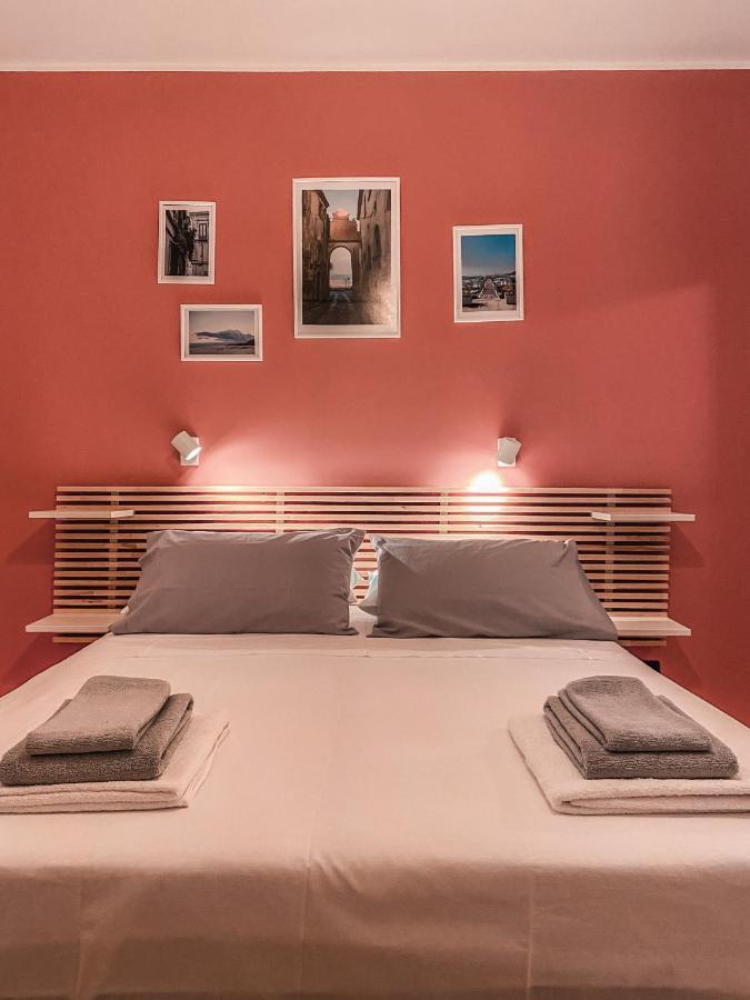 Magna Grecia B&B E Appartamenti 卡鲁尼亚玛丽娜 外观 照片
