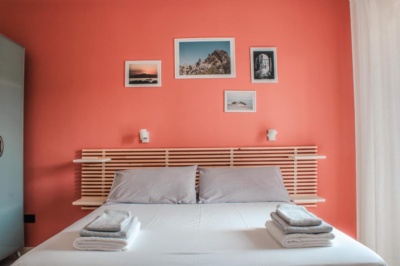 Magna Grecia B&B E Appartamenti 卡鲁尼亚玛丽娜 外观 照片